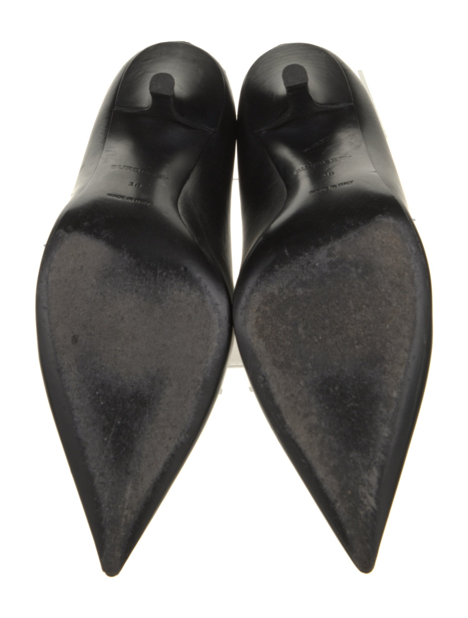 Burberry Leather Pumps